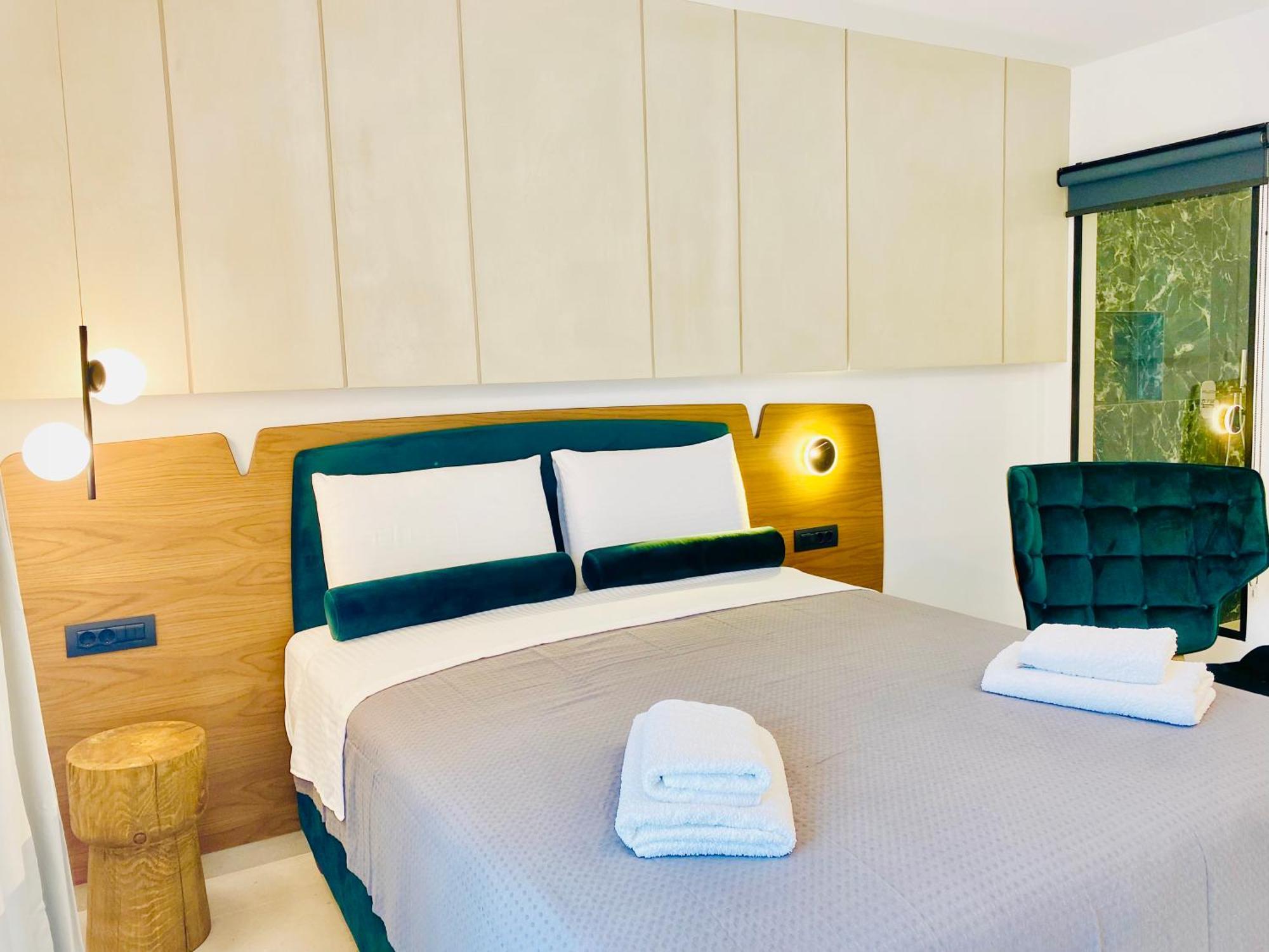 Tramonto Maisonettes&Suites Parga Esterno foto
